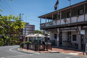 The Corner Hotel Alexandra, Alexandra